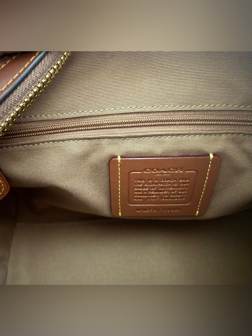 Coach Tan Signature Rowan w/matching accessories. - Picture 15 of 16